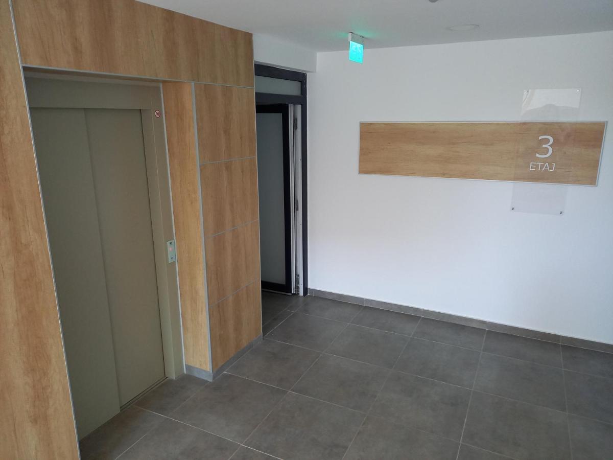 Lavanda Apartment Oradea Zewnętrze zdjęcie